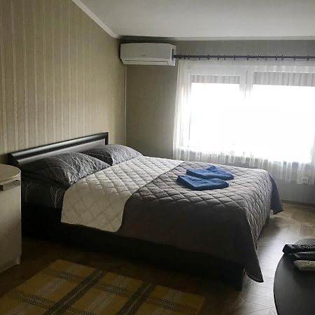 Panoramic View Top Floor Apartment In The City Center Mukácheve Exterior foto